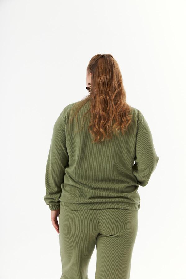 Büyük Beden Yakası Fermuarlı Sweatshirt Haki - 7