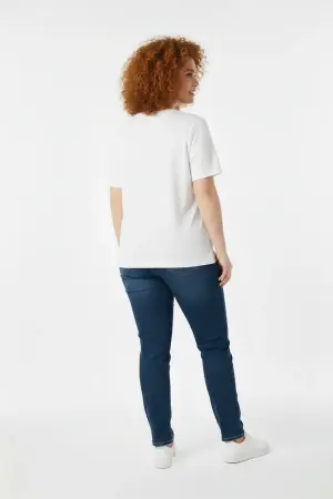 Büyük Beden Yakası Kristal Taş İşlemeli T-shirt - 5