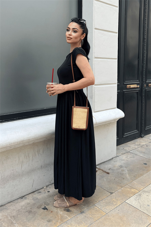 Çelik İnterlok Kumaş Büzgü Detaylı Maxi Elbise - SİYAH - 5