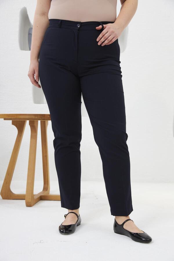 Cep Detaylı Büyük Beden Kumaş Pantolon Lacivert - 1