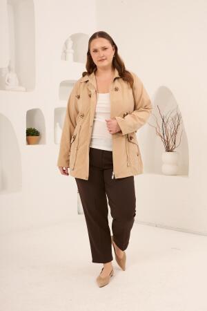 Çiçek Aplikeli Kadın Büyük Beden Trençkot Krem - 4