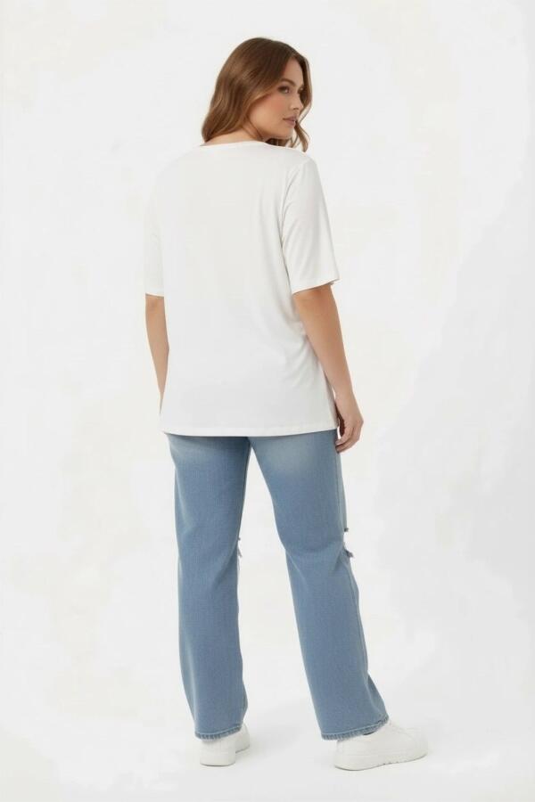 Çiçek Baskılı Kadın Büyük Beden Tişört Ekru - 5