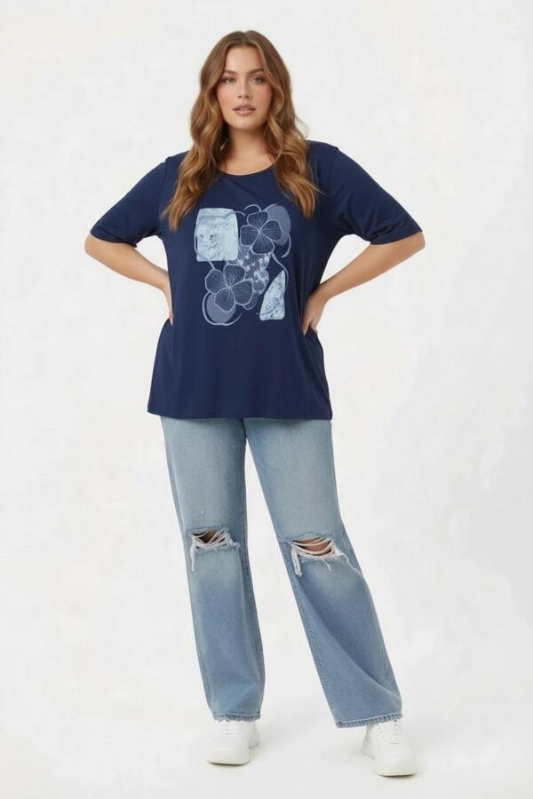 Çiçek Baskılı Kadın Büyük Beden Tişört Lacivert - 4