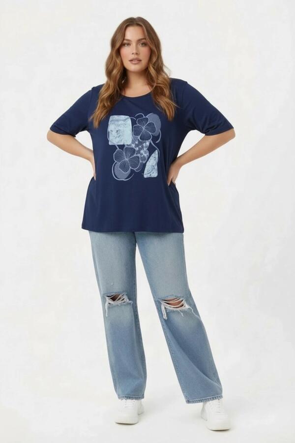 Çiçek Baskılı Kadın Büyük Beden Tişört Lacivert - 4
