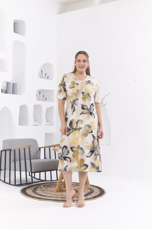 Çiçek Desenli Büyük Beden Sarı Elbise - 3