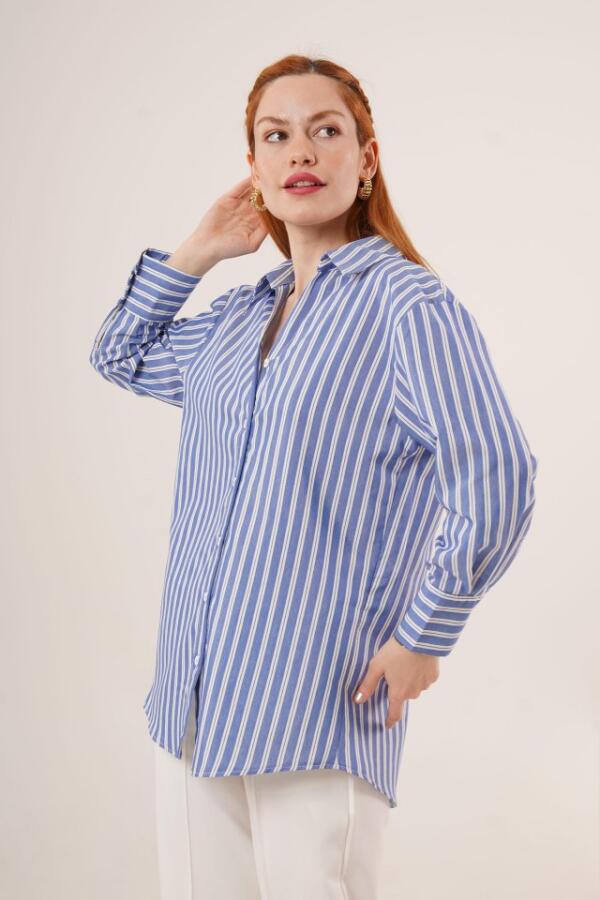 Çift Çizgi Geçişli Düğmeli Mavi Gömlek - 1
