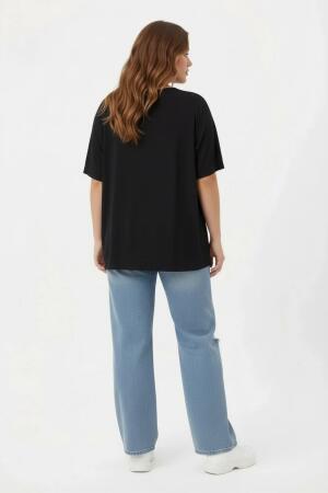 Çilek Desenli Taş İşlemeli Büyük Beden Tişört Siyah - 6