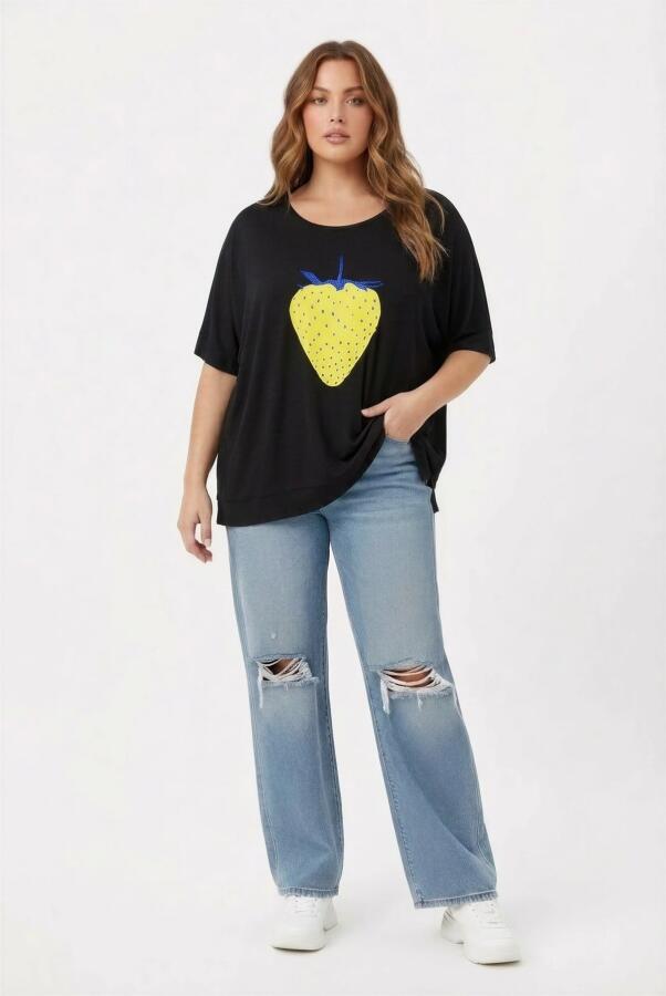 Çilek Desenli Taş İşlemeli Büyük Beden Tişört Siyah - 4