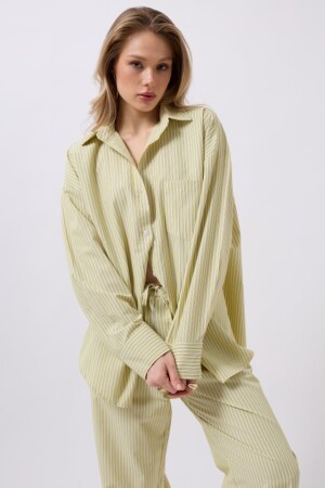 Çizgili Cep Detay Gömlek - ANGELINO BuyukBedeniz