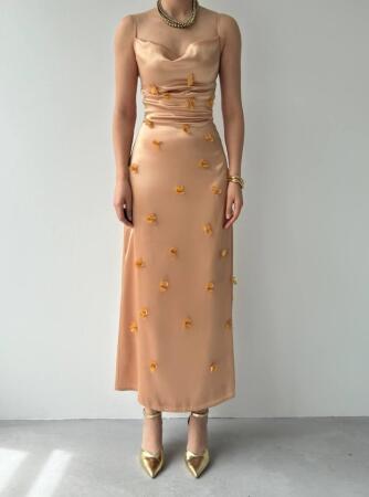 Dora Çiçek Detaylı Elbise - ANGELINO BuyukBedeniz (1)