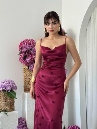 Dora Çiçek Detaylı Elbise - 1
