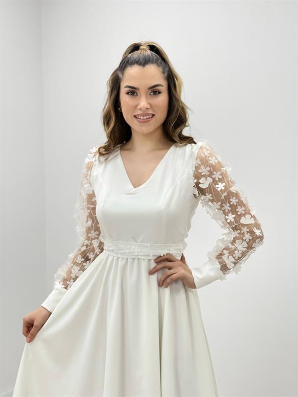 Double Kumaş Kolları 3 Boyutlu Çiçekli Elbise - Beyaz - 3