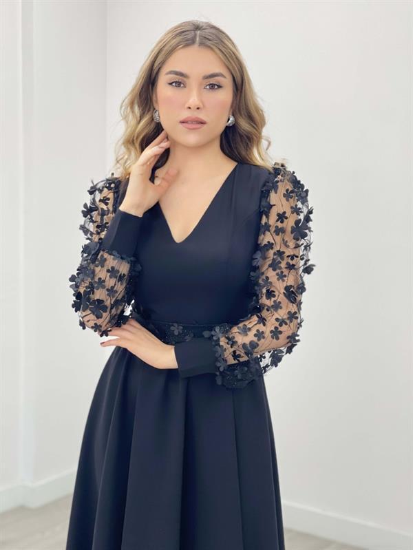 Double Kumaş Kolları 3 Boyutlu Çiçekli Elbise - Siyah - 4