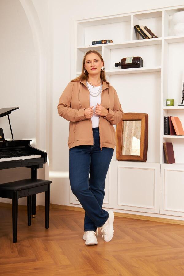 Fermuar Detaylı Büyük Beden Vizon Eşofman Üst - 3