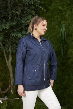 File Detaylı Büyük Beden Lacivert Trençkot - 3