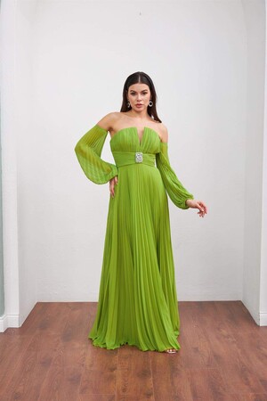 Fıstık Yeşili Şifon Kemer Detaylı Uzun Abiye Elbise - 1