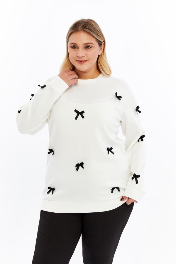 Fiyonk Detaylı Büyük Beden Sweatshirt Ekru - 2