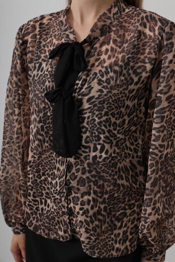 Fiyonk Detaylı Leopar Bluz - Leopar - 3