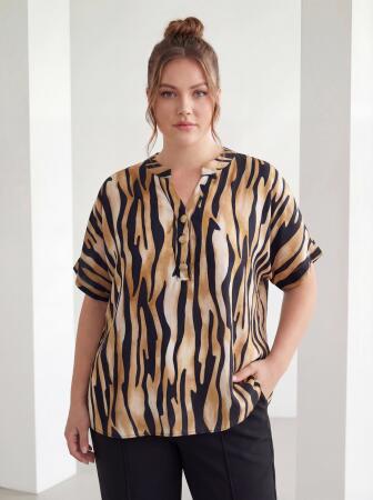 Hakim Yaka Zebra Desen Büyük Beden Bluz Siyah - 3