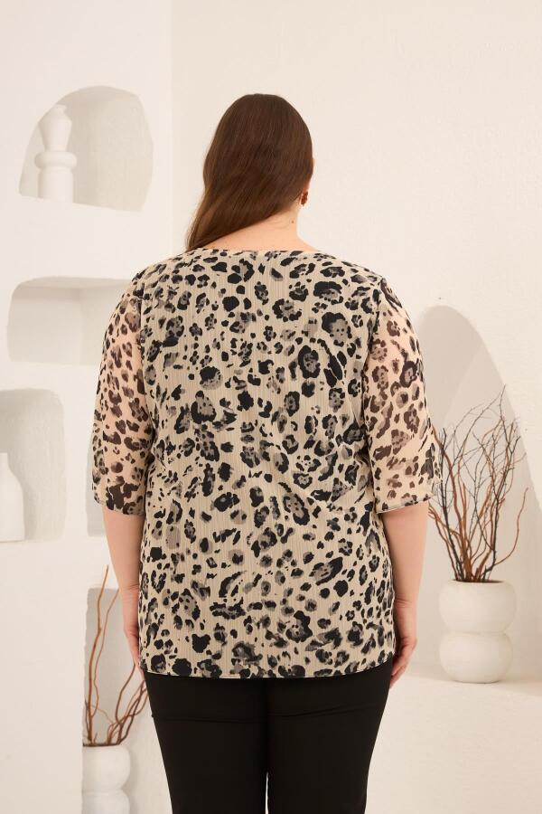 İçi Astarlı Büyük Beden Şifon Bluz Leopar - 4
