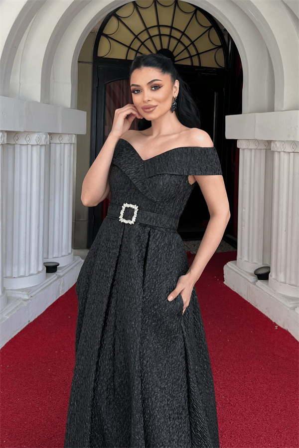 Jakar Kumaş Kayık Kaya Prenses Elbise - SİYAH - 3