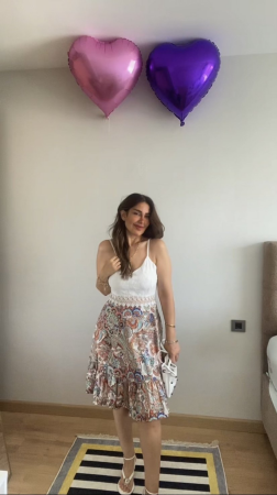 Kadın Askılı V Yakalı üst Dantel Alt Süprem Mini Elbise - ANGELINO BuyukBedeniz