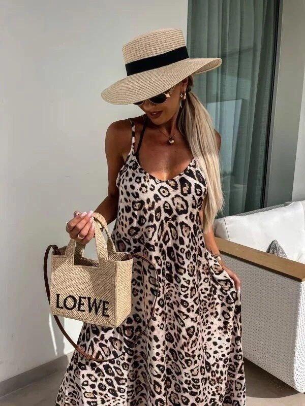 Kadın Askılı Yuvarlak Yakalı Geniş Kesim Leopar Desenli Uzun Süprem Elbise - 3