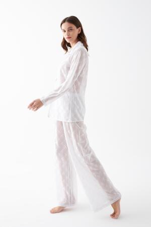 Kadın Beyaz Şeffaf Jakar Düğmeli Pijama Takımı - 6