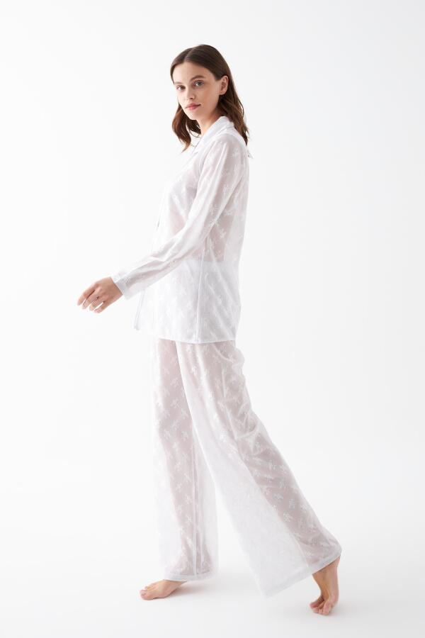 Kadın Beyaz Şeffaf Jakar Düğmeli Pijama Takımı - 6