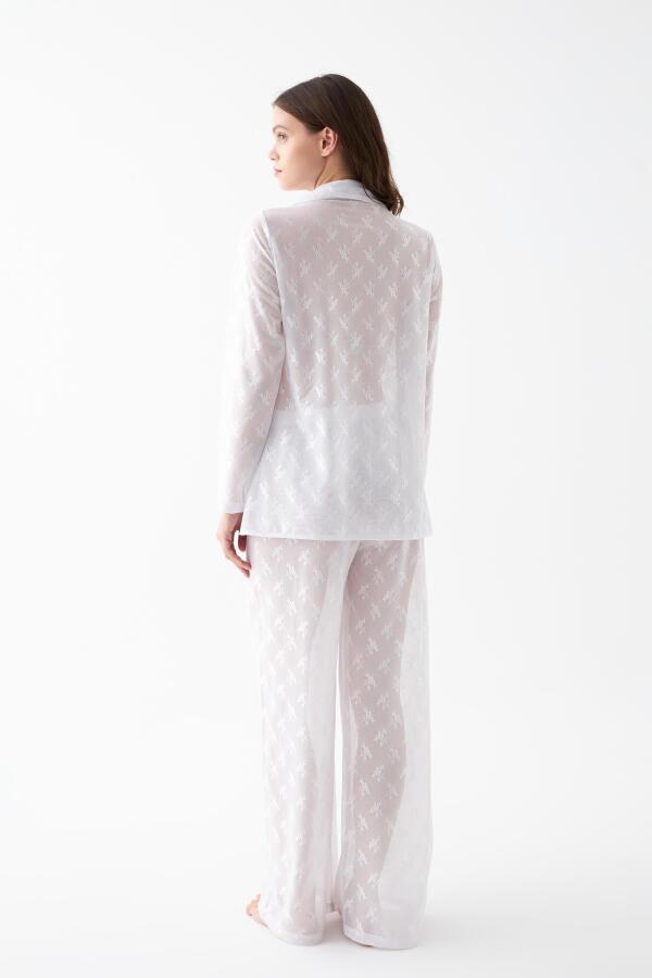 Kadın Beyaz Şeffaf Jakar Düğmeli Pijama Takımı - 7
