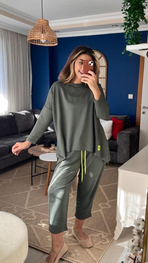 Kadın Iki Iplik Viskon Pamuk Kumaş Arma Detaylı Ikili Takım - 2