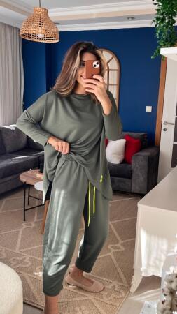 Kadın Iki Iplik Viskon Pamuk Kumaş Arma Detaylı Ikili Takım - 3