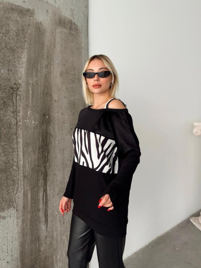 Kadın Kadife Kumaş Zebra Desenli Omuz Detay Uzun Kollu Bluz - 2