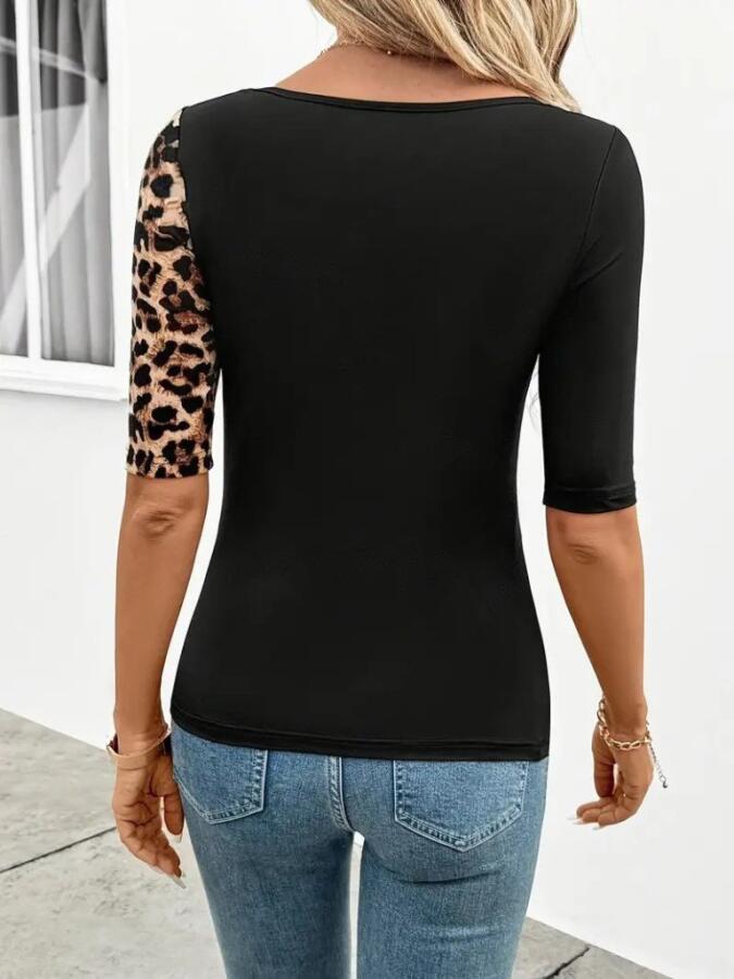 Kadın Kısa Kollu Asimetrik Kesim V Detaylı Leopar Desenli Viskon Bluz - 4
