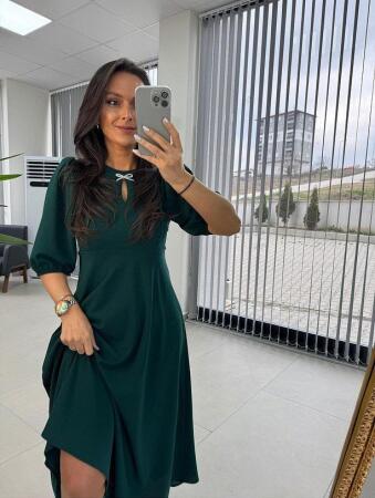 Kadın Kısa Kollu Bisiklet Yaka Fiyonk Broşlu Midi Janjan Krep Elbise - 5