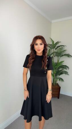 Kadın Kısa Kollu Bisiklet Yaka Gold Düğme Detay Midi Boy Elbise - 8