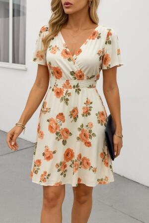 Kadın Kısa Kollu Kruvaze Yakalı Desenli Süprem Kısa Elbise - ANGELINO BuyukBedeniz