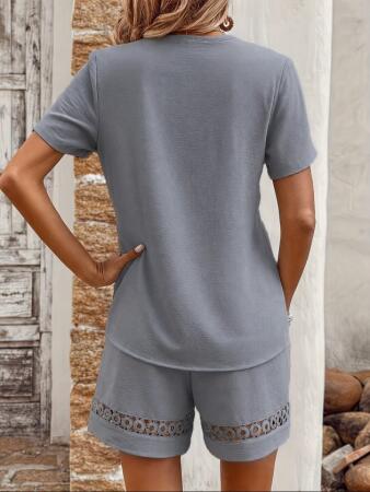Kadın Kısa Kollu V Yakalı Bluz Ve Short Ikili Takım - ANGELINO BuyukBedeniz (1)