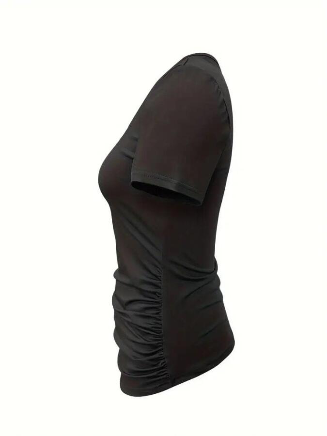 Kadın Kısa Kollu Yakası Açık Lazer Kesik Detaylı Viskon Bluz - 5