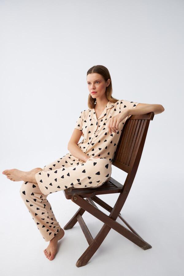 Angelino Kadın Krem Rengi Kalp Desenli Önden Düğmeli Pijama Takımı - 6