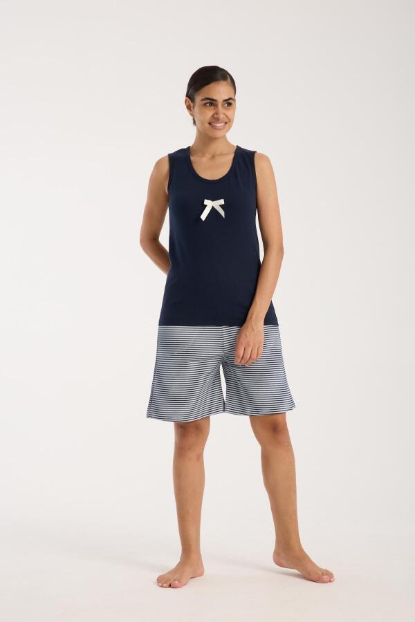 Angelino Kadın Lacivert Kurdele Detaylı Çizgili Şortlu Pijama Takımı - 3