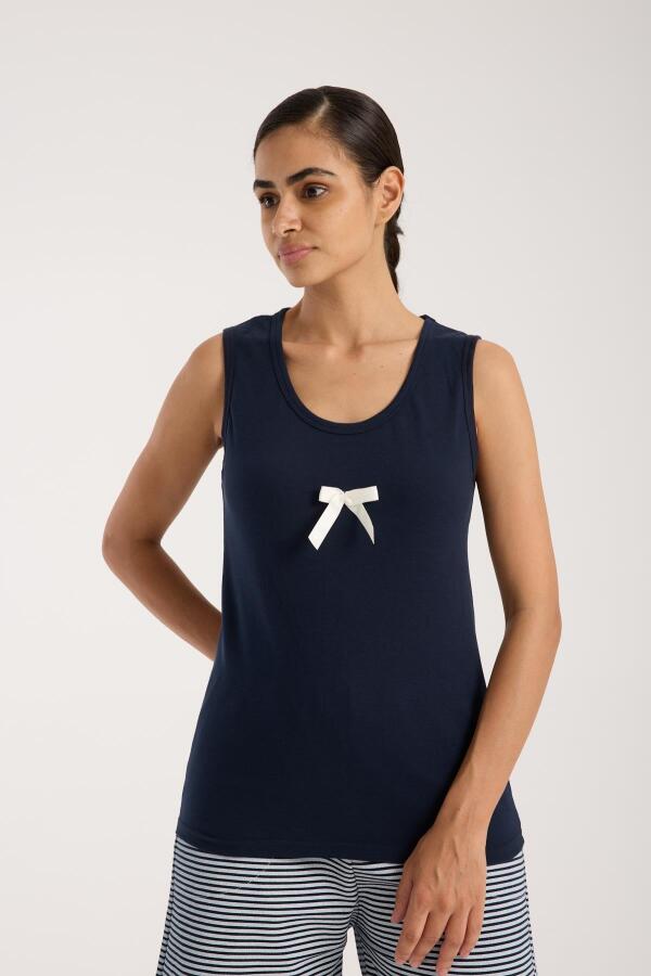 Angelino Kadın Lacivert Kurdele Detaylı Çizgili Şortlu Pijama Takımı - 6