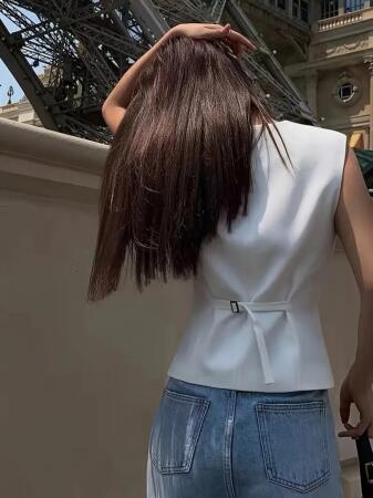 Kadın Sıfır Kollu önden Düğmeli Atlas Yelek - 3