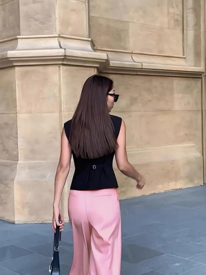 Kadın Sıfır Kollu önden Düğmeli Atlas Yelek - 4