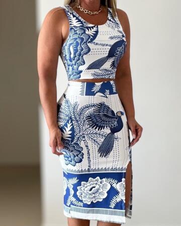 Kadın Sıfır Kollu Yuvarlak Yaka çiçekli Desenli Süprem Crop Ve Yırtmaçlı Etek Ikili Takım - ANGELINO BuyukBedeniz