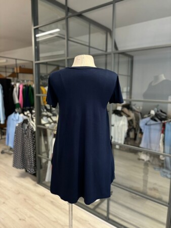 Kadın Türlü Viskon Kumaş Yırtmaç Detaylı Bluz - 4