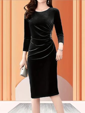 Kadın Uzun Kollu Bot Yaka Yanı Taş Detaylı Midi Kadife Elbise - 4