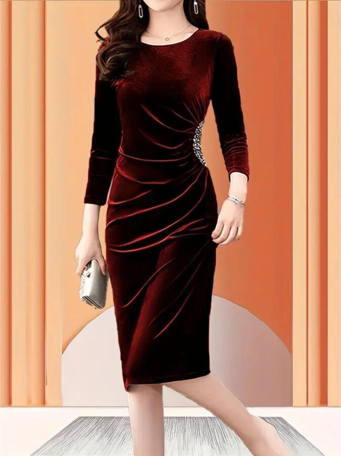 Kadın Uzun Kollu Bot Yaka Yanı Taş Detaylı Midi Kadife Elbise - 4