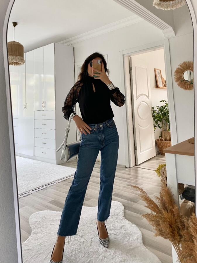 Kadın Uzun Kollu Göğüs Pencere Detay Yaka Boğazlı Kolları Tüllü Sandy Bluz - 8