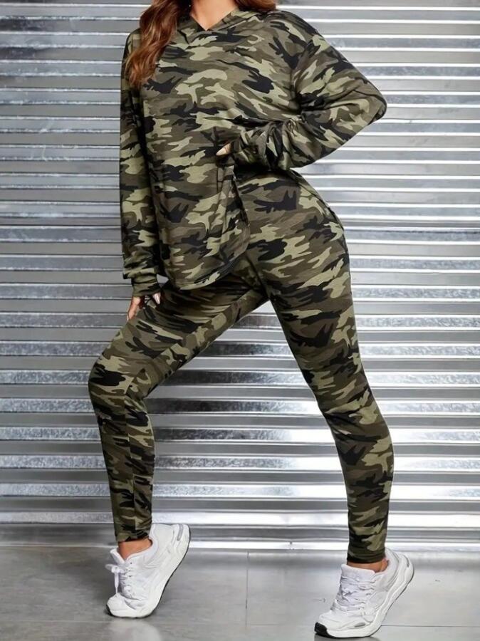 Kadın Uzun Kollu Kapşonlu Kamuflaj Desenli Bluz Ve Pantolon Tayt Ikili Takım - 4